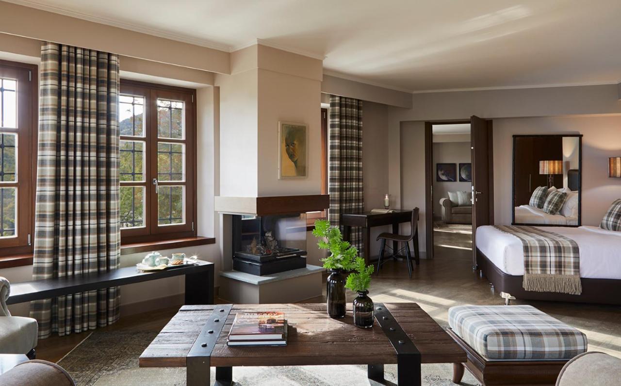 Mountrace Suites & Spa 莫诺登德里 外观 照片