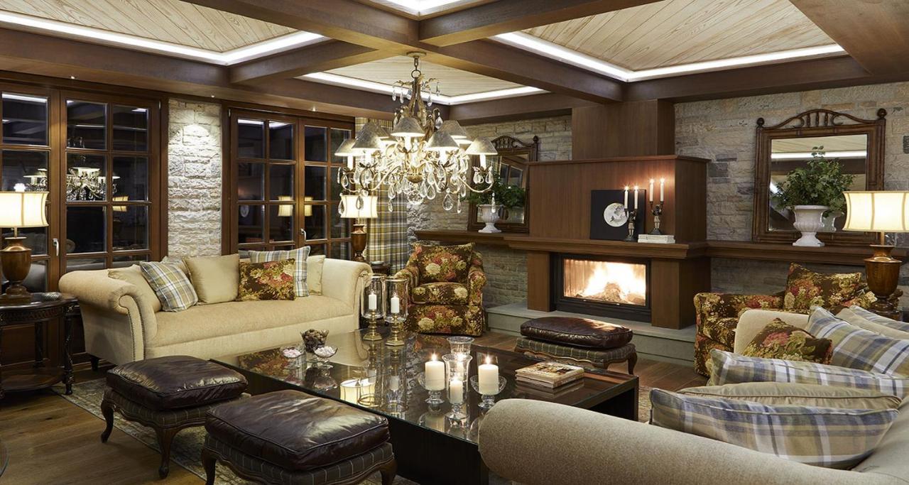 Mountrace Suites & Spa 莫诺登德里 外观 照片