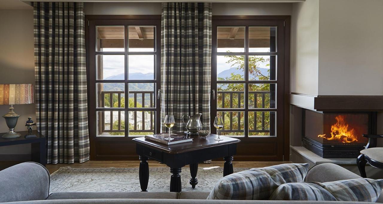 Mountrace Suites & Spa 莫诺登德里 外观 照片