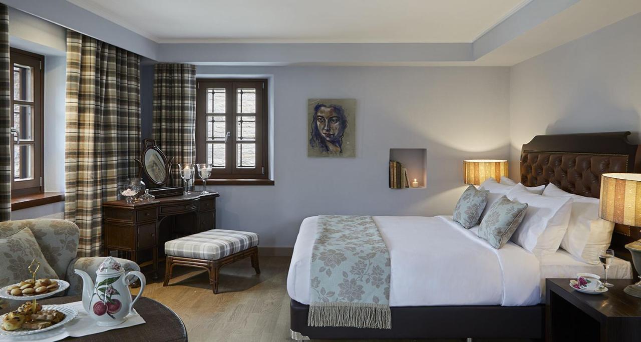 Mountrace Suites & Spa 莫诺登德里 外观 照片