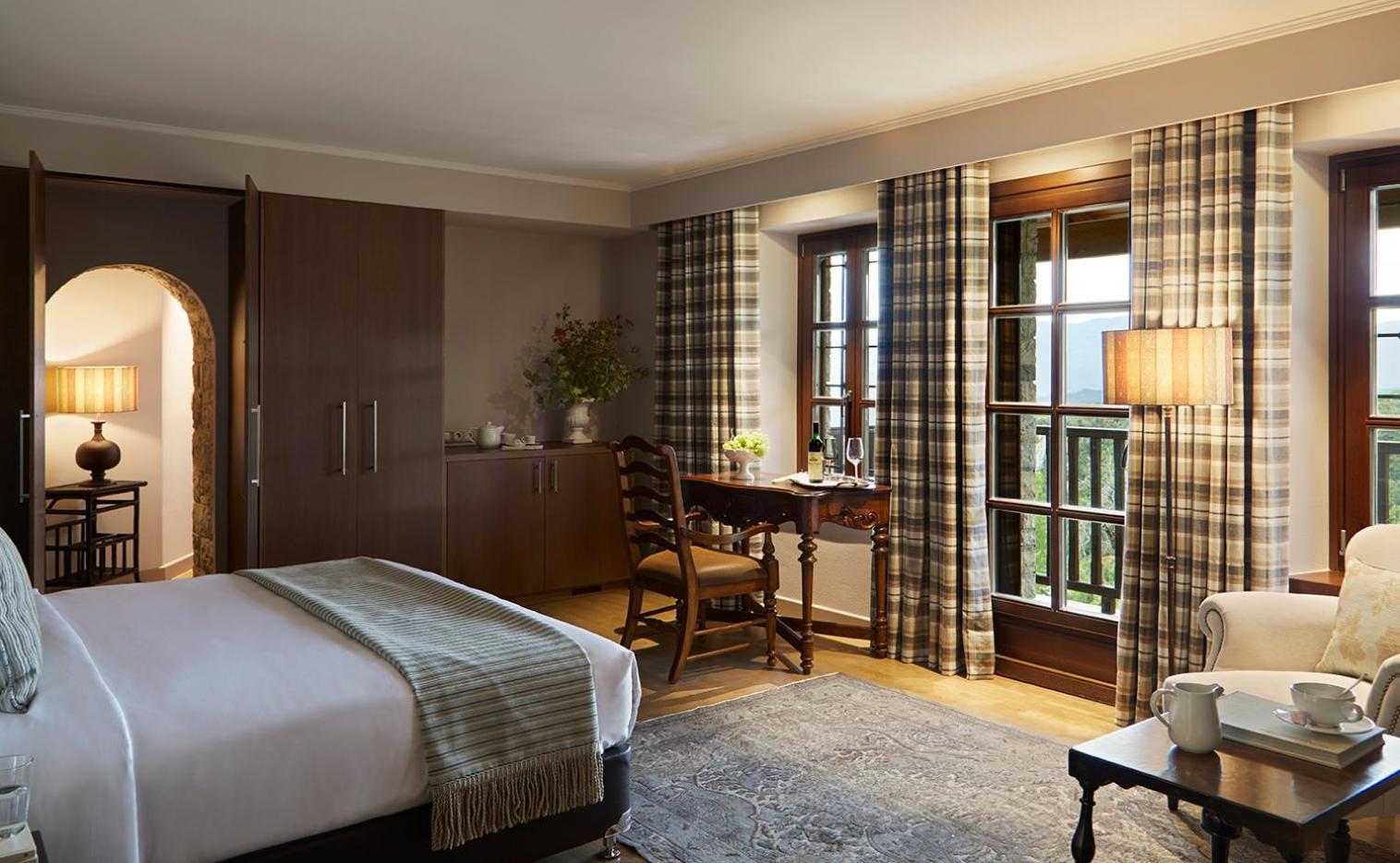Mountrace Suites & Spa 莫诺登德里 外观 照片